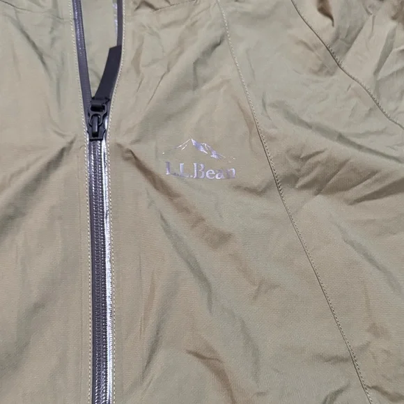 L.L. Bean Men's Light Green Hooded Jacket - Picture 4 of 8